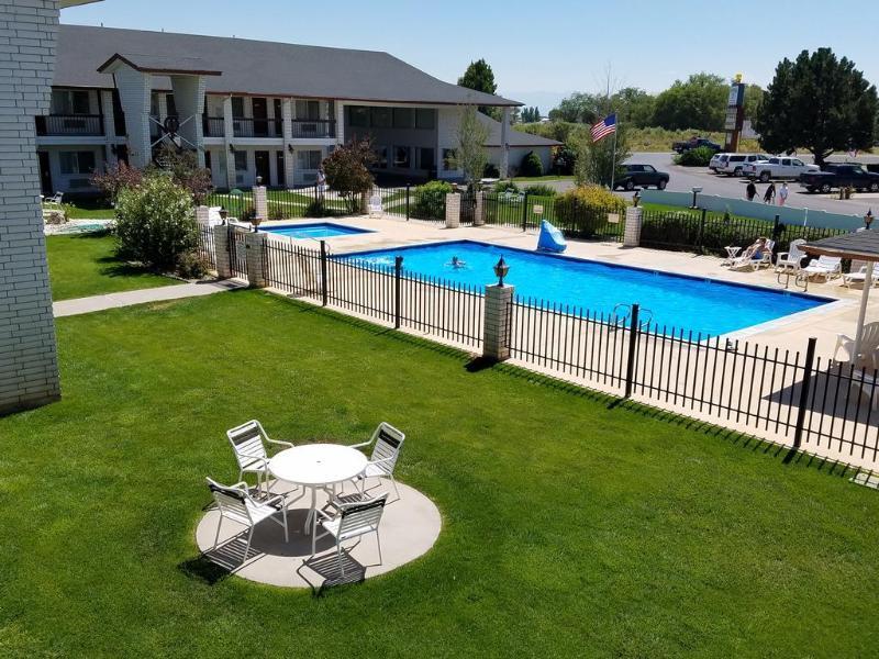 Days Inn By Wyndham Delta Exterior photo